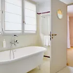 Le Provencal - Renove En 2025 - Bord De