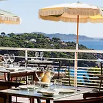 Le Provencal - Renove En 2025 - Bord De 4* 히에레