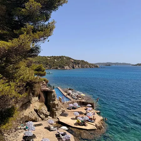 Hotel Hotel Le Provencal Renove En 2025 - Bord De Mer Hyeres