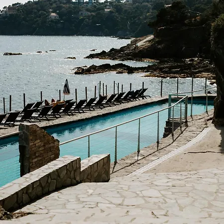 Hotel Le Provencal Renove En 2025 - Bord De Mer