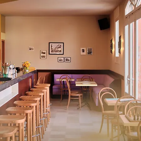 Le Provencal - Renove En 2025 - Bord De