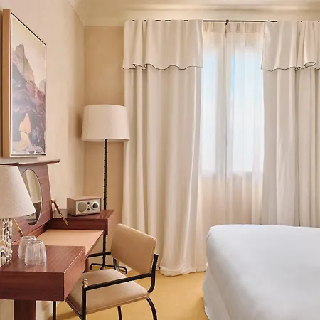 Le Provencal - Renove En 2025 - Bord De 호텔 히에레