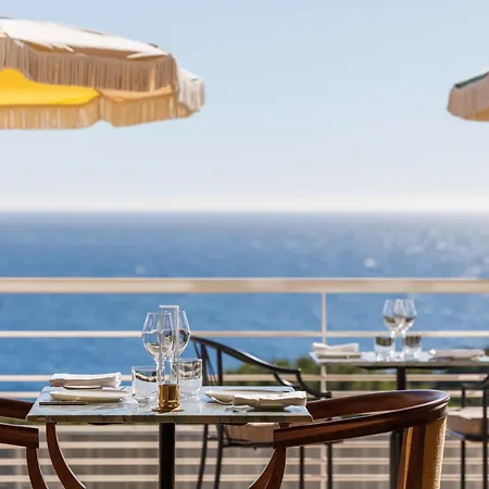 Hotel Hôtel Le Provençal - Rénové en 2025 - Bord de Mer