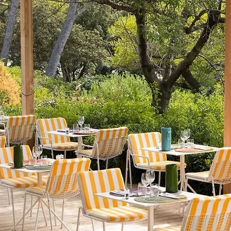 Hôtel Le Provençal - Rénové en 2025 - Bord de Mer Hotel Hyères