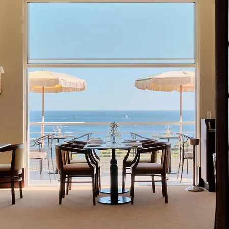 Hotel Hôtel Le Provençal - Rénové en 2025 - Bord de Mer Hyères