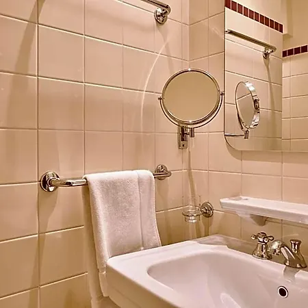 Le Provencal - Renove En 2025 - Bord De Hotel 4*