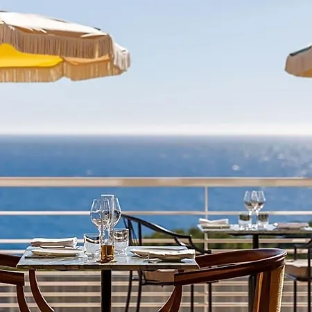 Hotel Le Provencal - Renove En 2025 - Bord De 4*