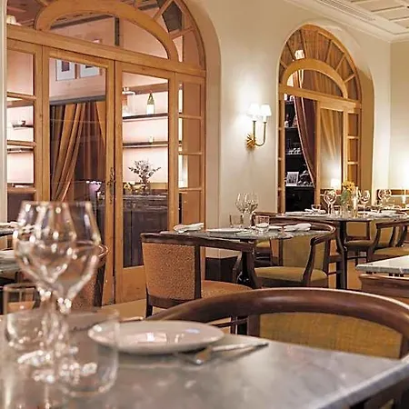 Le Provencal - Renove En 2025 - Bord De Hotel Hyeres