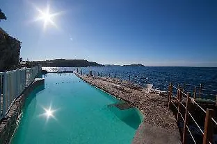 Le Provencal - Bord De Hotel Hyères