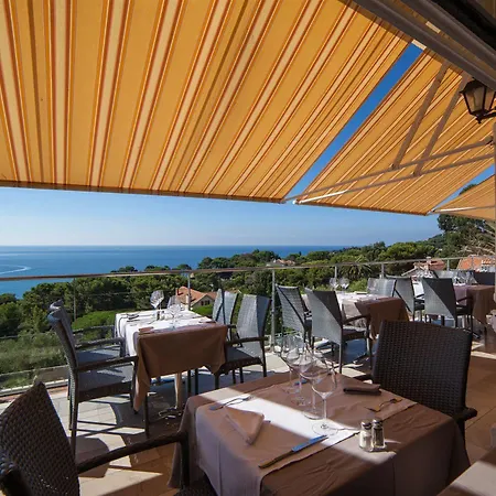 Provencal Hotel 3*
