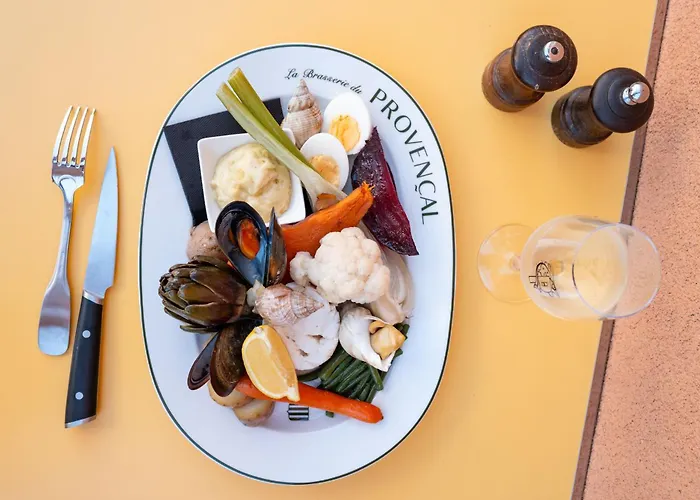Le Provencal - Renove En 2025 - Bord De Hotel Hyeres